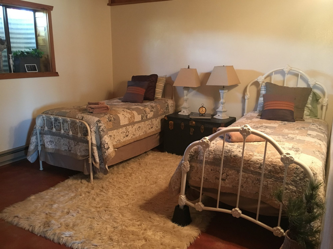 Owyhee Bed & Breakfast主图