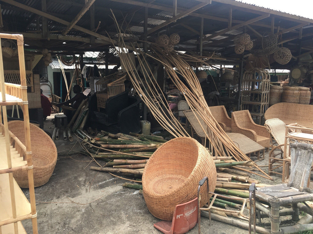 Marche Artisanal de Douala景点图片