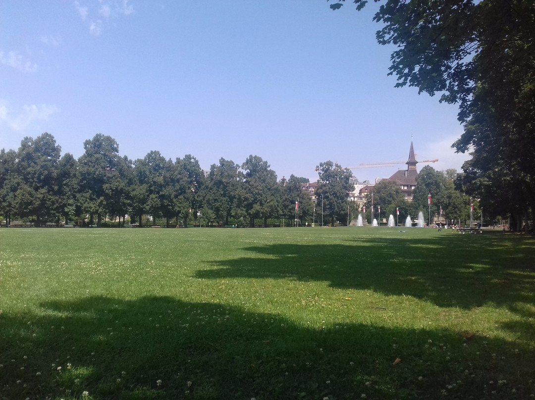 Parc de Milan et crêt de Montriond-洛桑必去景点