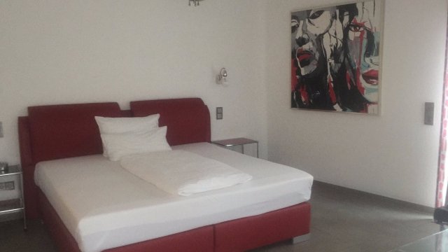 采特采琴酒店-官方