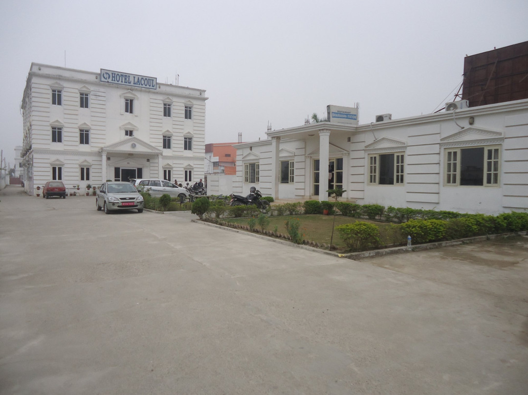 Hotel Lacoul pvt ltd