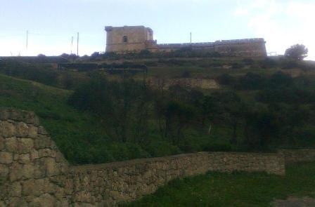 Area Archeologica di Monte Sant'Angelo e Castel Sant'Angelo景点图片