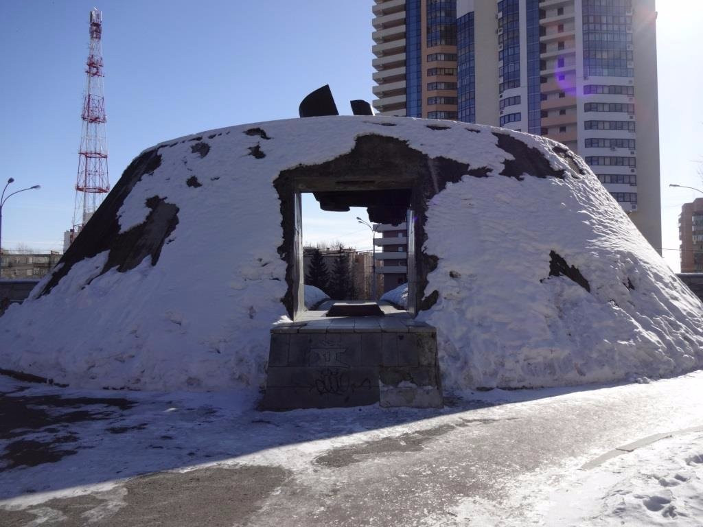Memorial to Kommunards - Heroes of Revolution and Civic War-叶卡捷琳堡必去景点