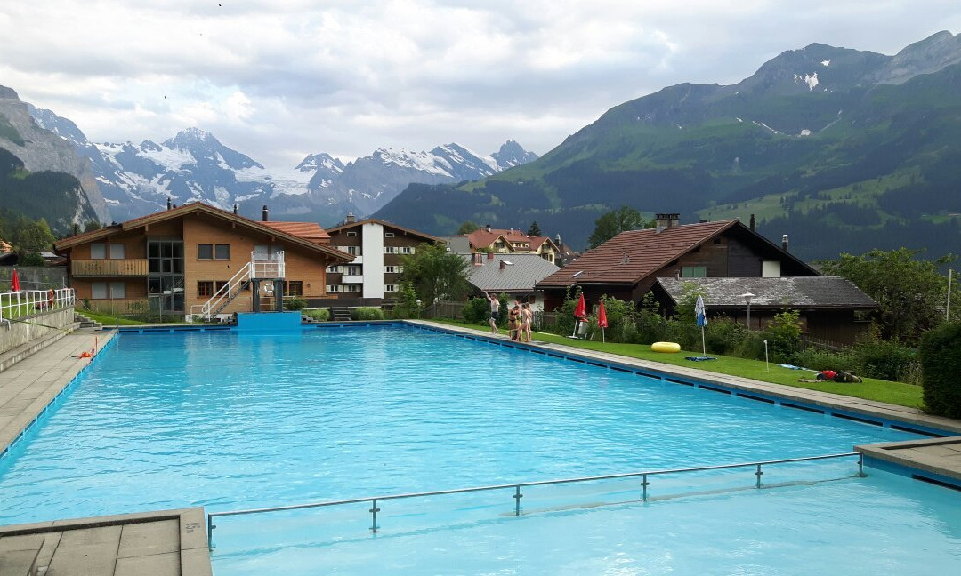 Schwimmbad Wengen-翁根必去景点