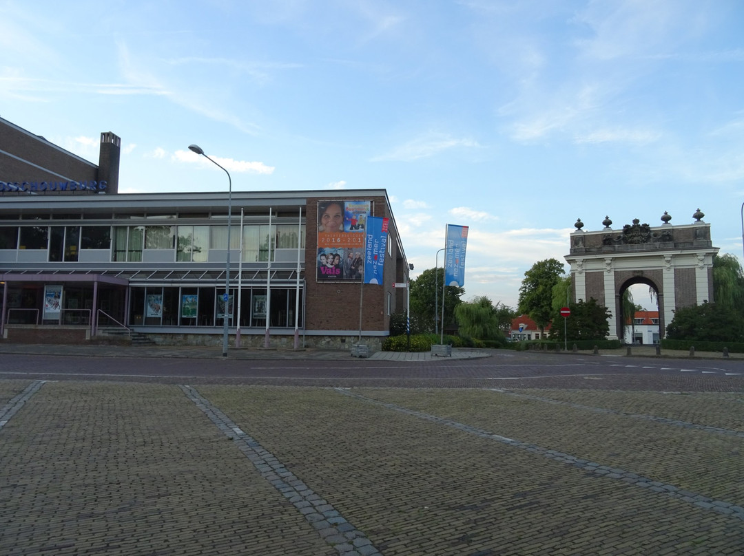 Rijksmonument de Koepoort van Middelburg uit 1735-Middelburg必去景点