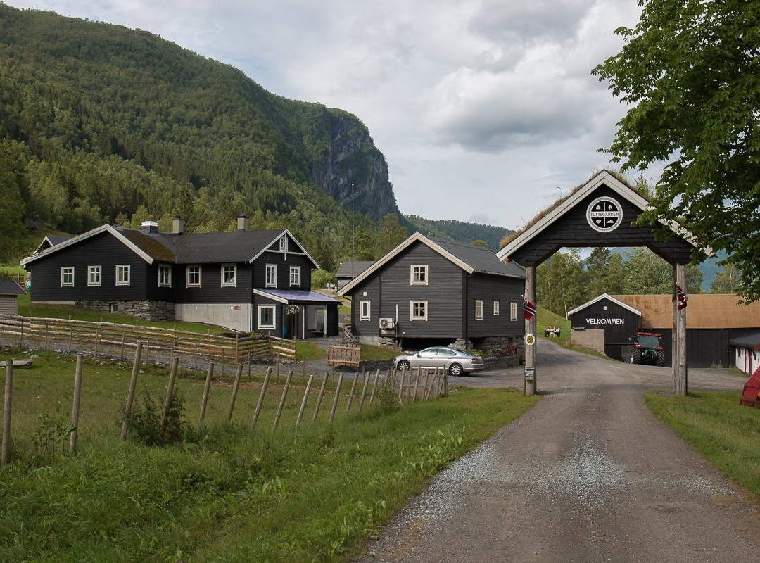 Tuftegarden 4H-gard Bed & Breakfast