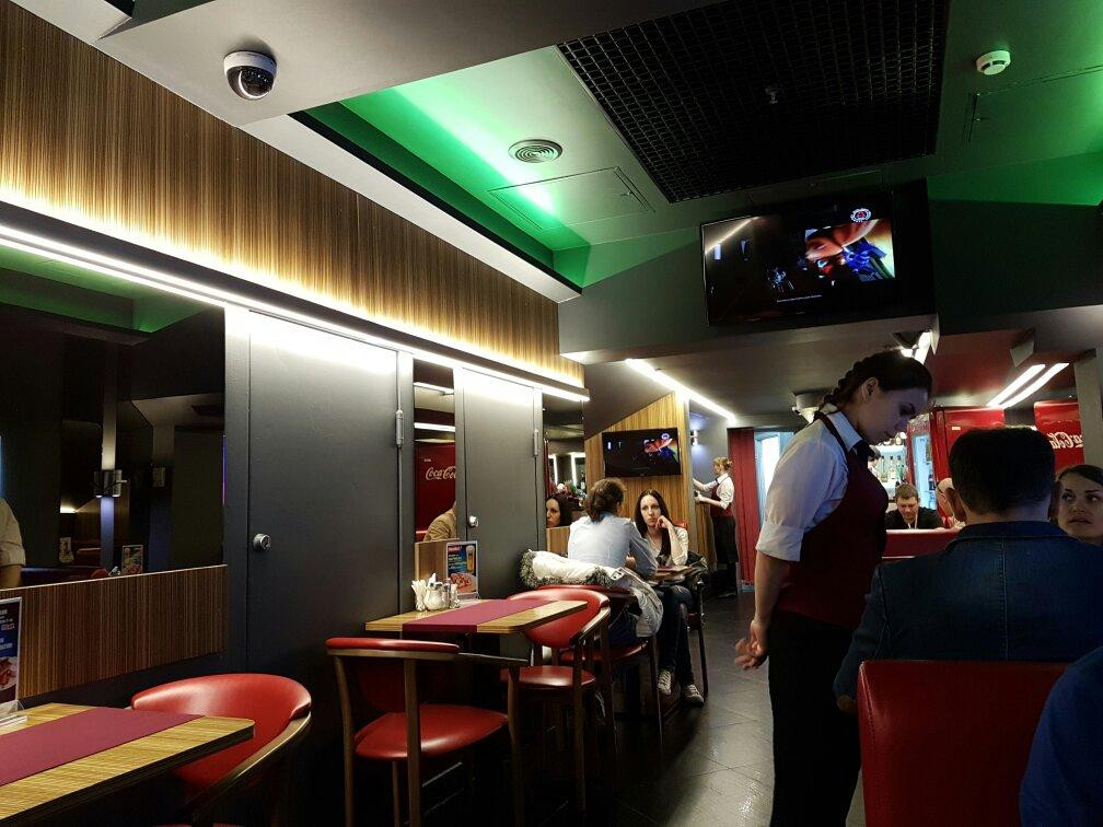 Gorskoye餐馆和美食-Cafe-Bar MANEZHKA.RU