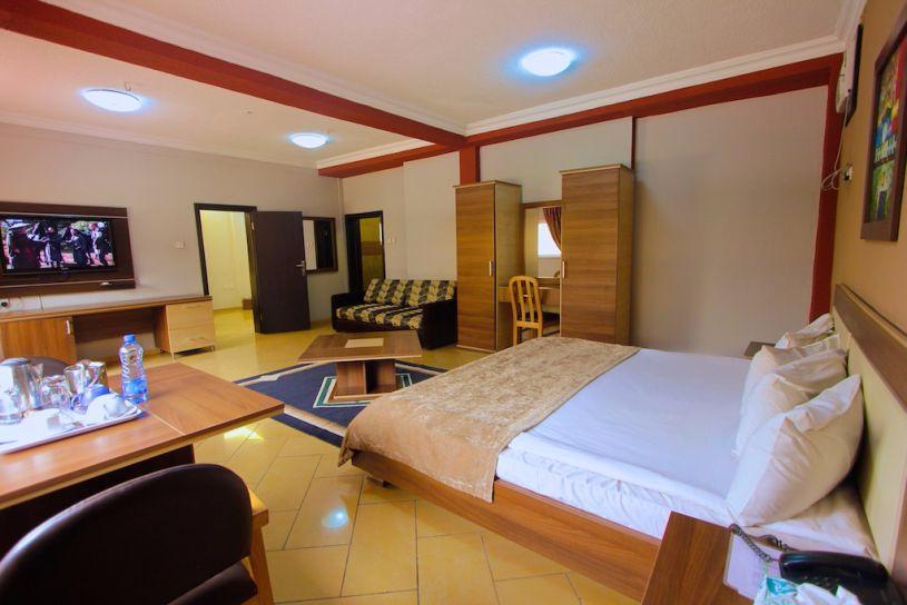 Carliza Hotel-官方