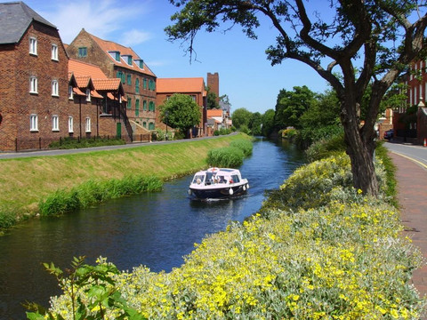 Spalding Water Taxi-Spalding必去景点