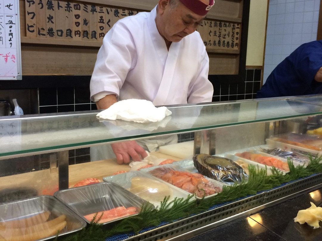 宝来寿司本店