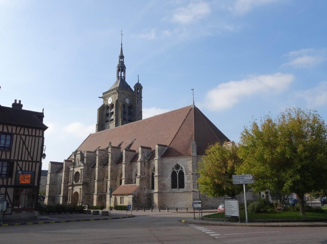 Eglise Saint Pierre et Saint Paul景点图片