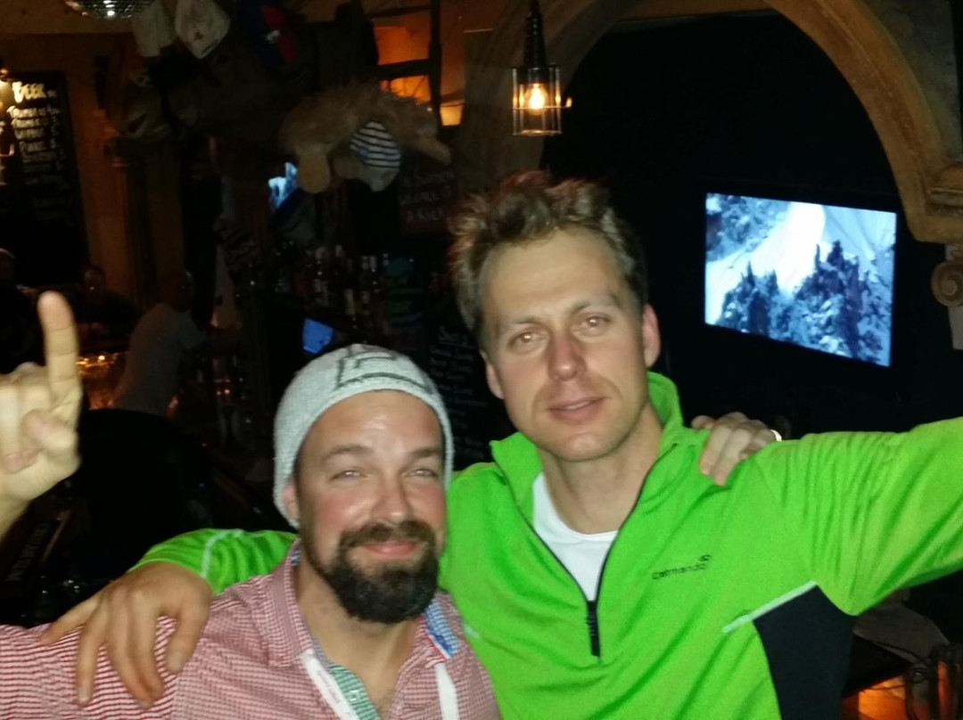 UnderBar-萨尔溪必去景点