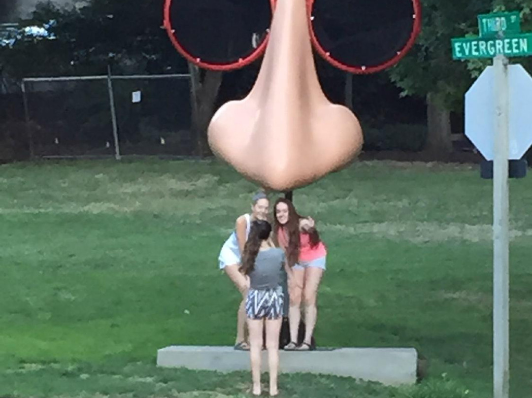 Arts Council of Lake Oswego-莱克奥斯韦戈必去景点