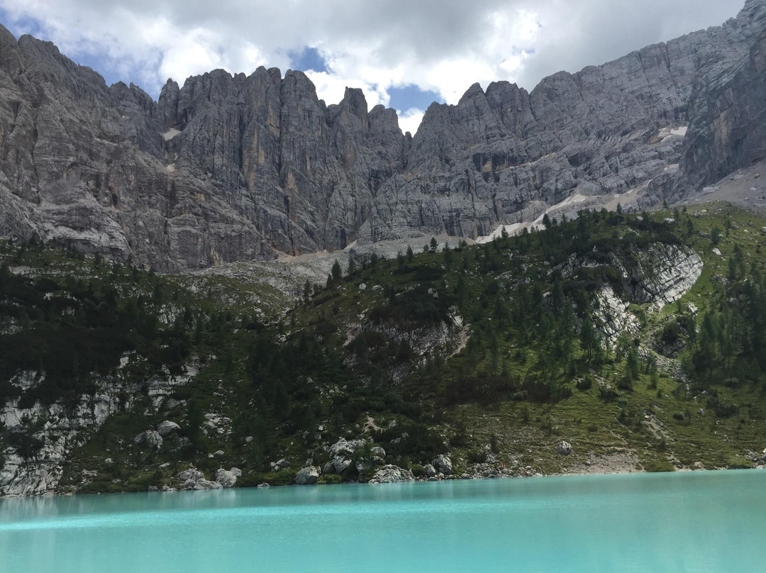 Lago di Sorapiss-科尔蒂纳丹佩佐必去景点