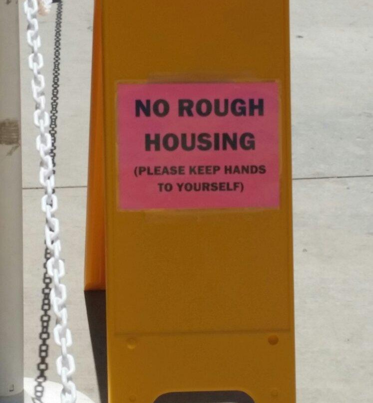 McMurtry Aquatic Center-贝克斯菲尔德必去景点