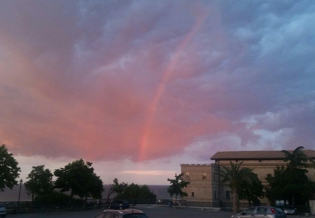 Caffè dello Splendore-朱利亚诺瓦必去景点