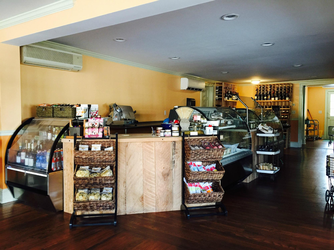 Chester River Wine & Cheese Co.景点图片