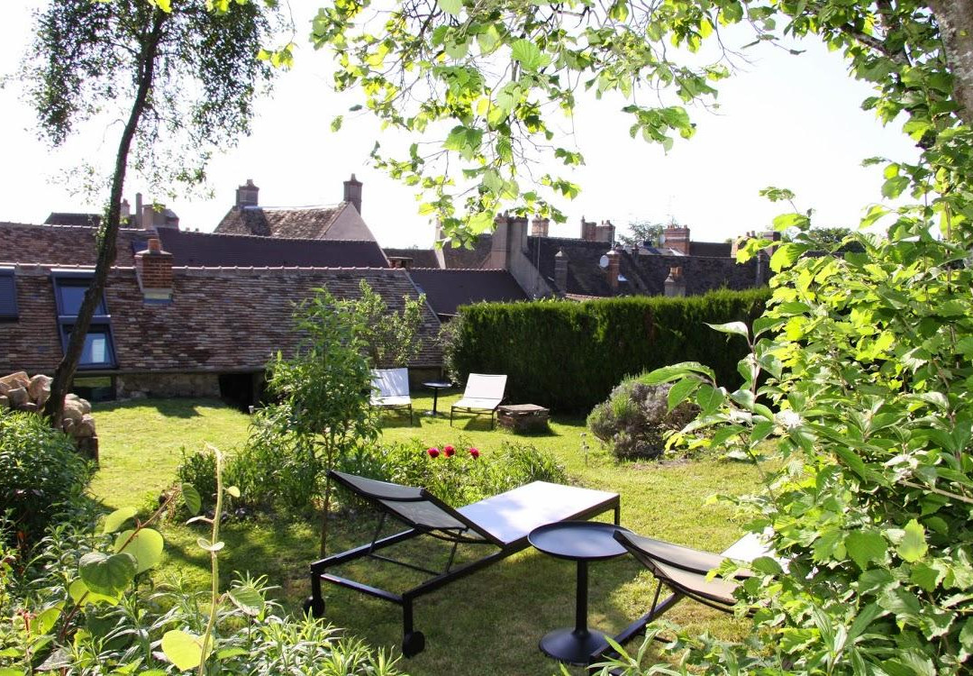 Sainte-Mesme酒店住宿-L'Hibernie