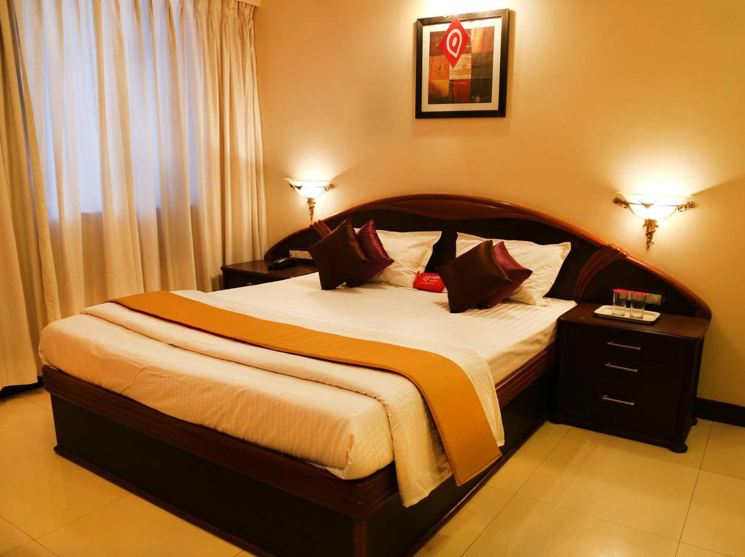 OYO Premium Pimpri Finolex Chowk