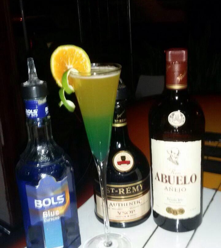 Live Cafe Bar-Buga必去景点