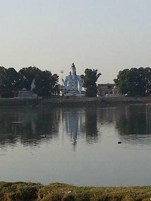 Menar Lake景点图片