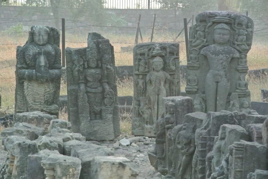 Vishnu Varah Temple Karanpur景点图片
