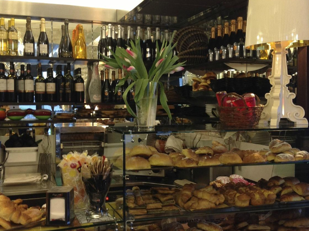 Cavriago餐馆和美食-Caffetteria Piazza Zanti Cavriago
