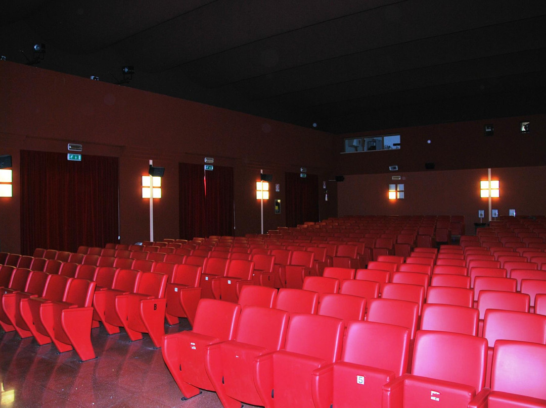 Cinema Teatro dei Trulli-阿尔贝罗贝洛必去景点