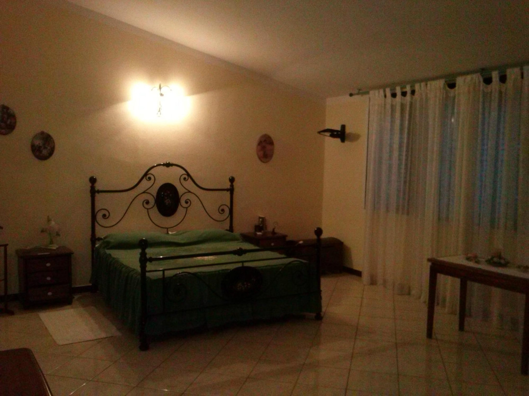 Macchiareddu酒店住宿-B&B Casa Usai