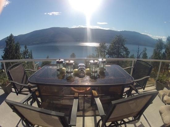 A & S Lakeview Bed & Breakfast主图