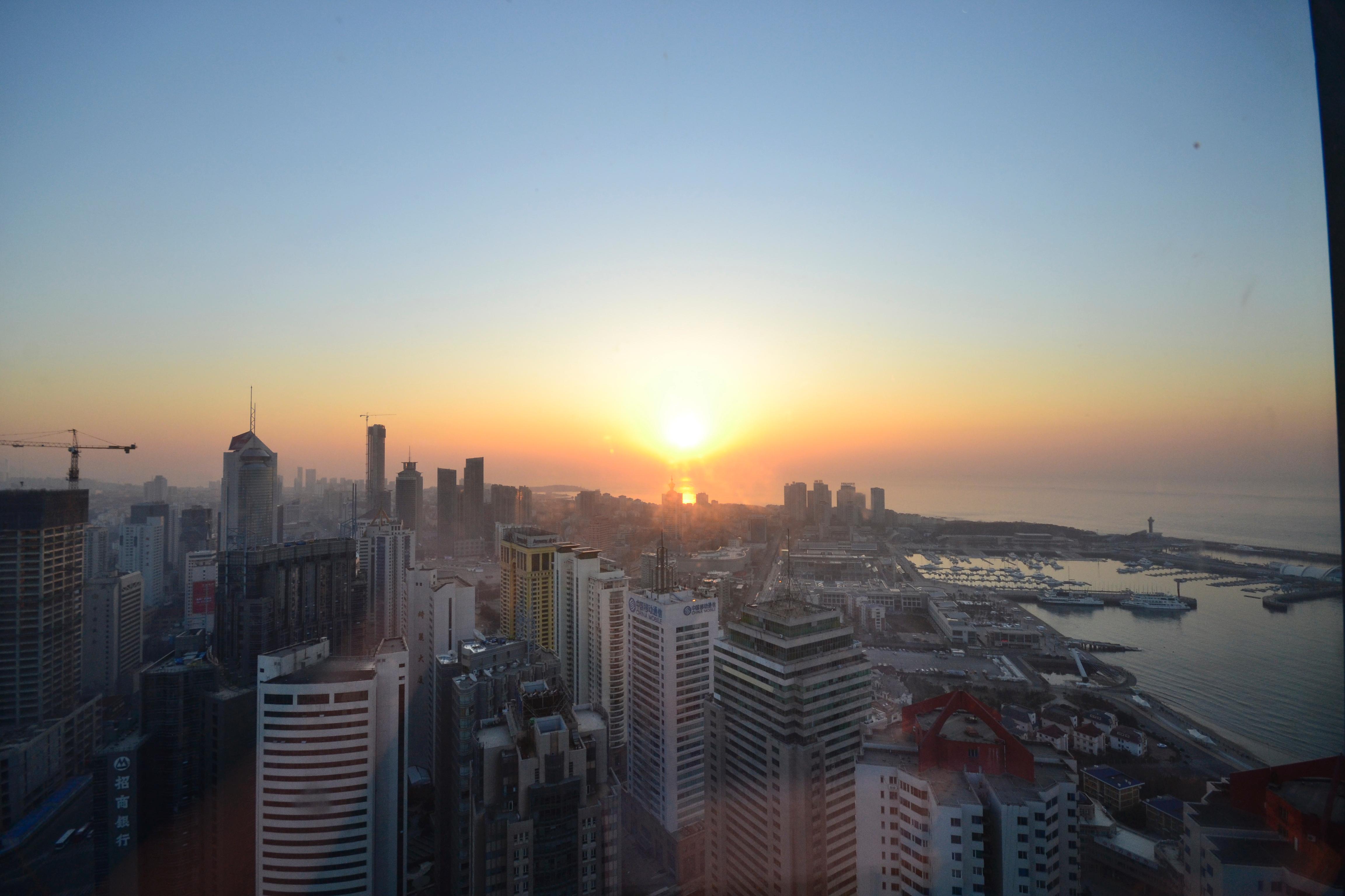 青岛五四广场海景美仑国际酒店-客卧