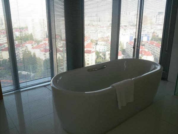 上海明捷万丽酒店-浴室