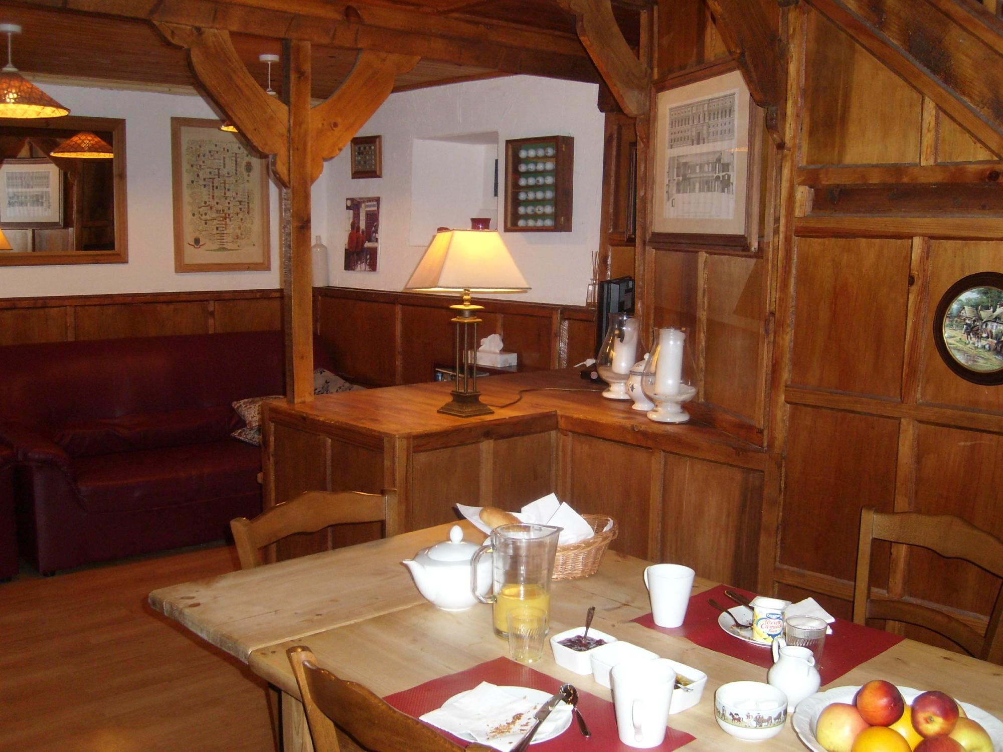 Le Mesnil de Creances-餐饮