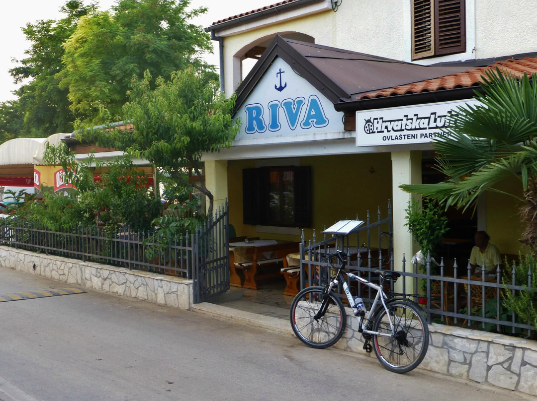 冯塔纳餐馆和美食-Restaurant Riva