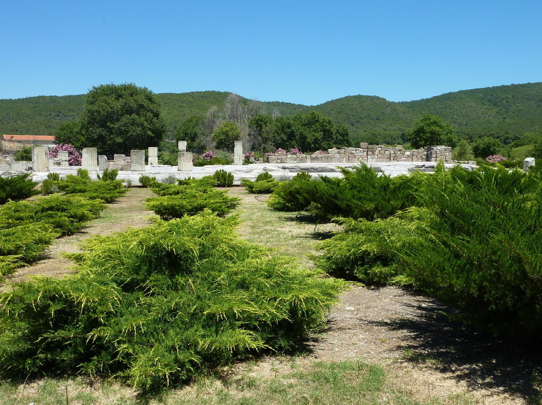 Temple of Messon-Lesbos必去景点