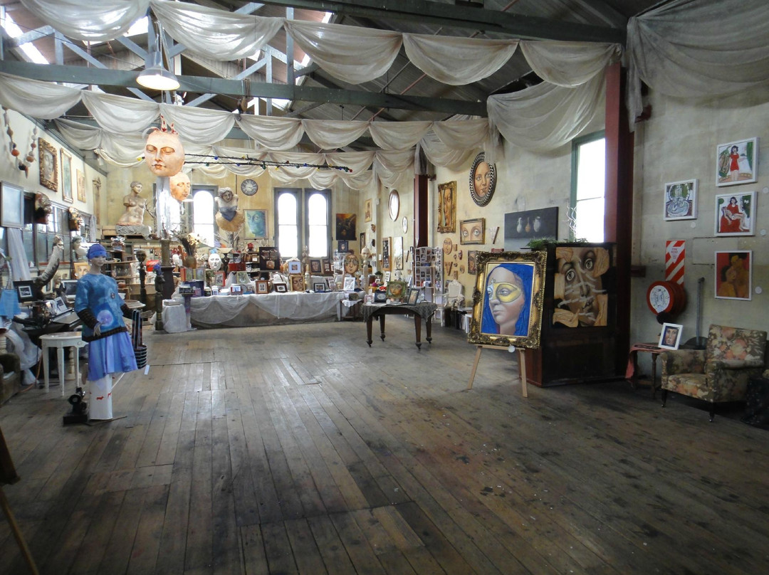 Grainstore Gallery-奥马鲁必去景点