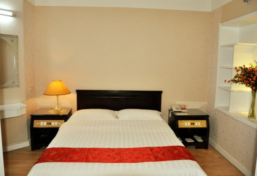 羊城酒店(秦皇岛火车站店)主图