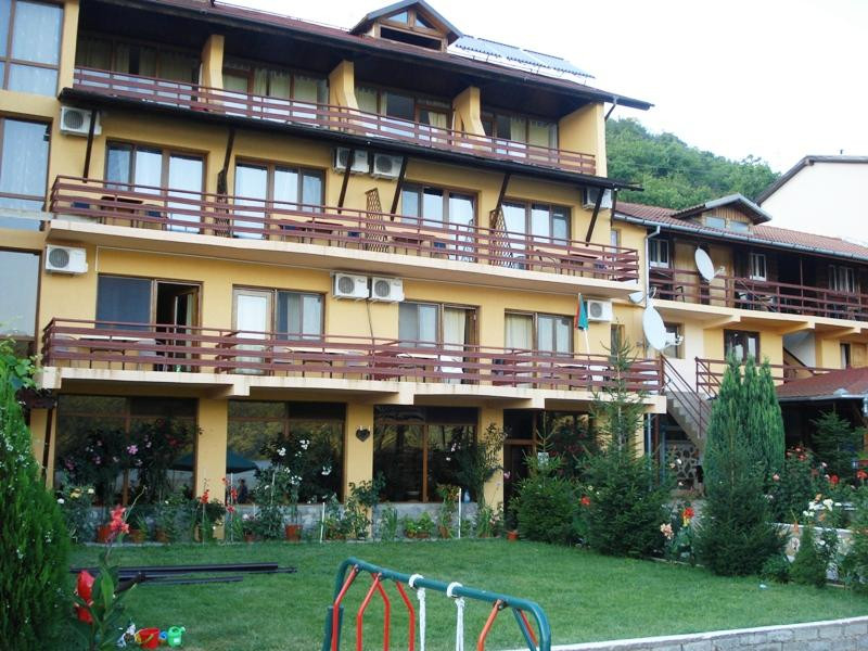 Pension La Ponton