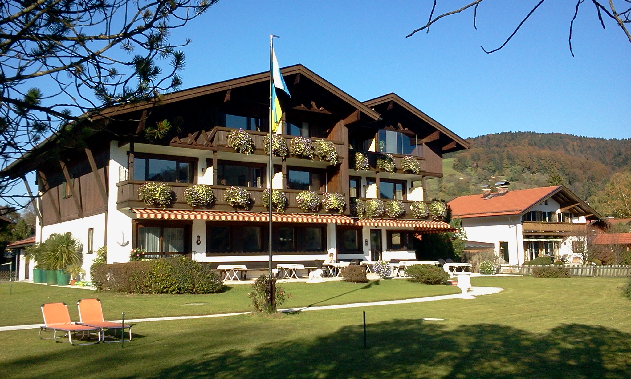 Gaestehaus Edeltraud am See-泳池