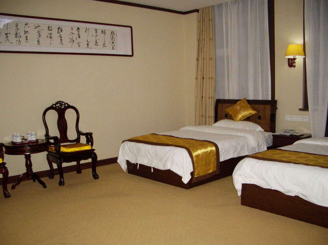 魏园度假山庄主图