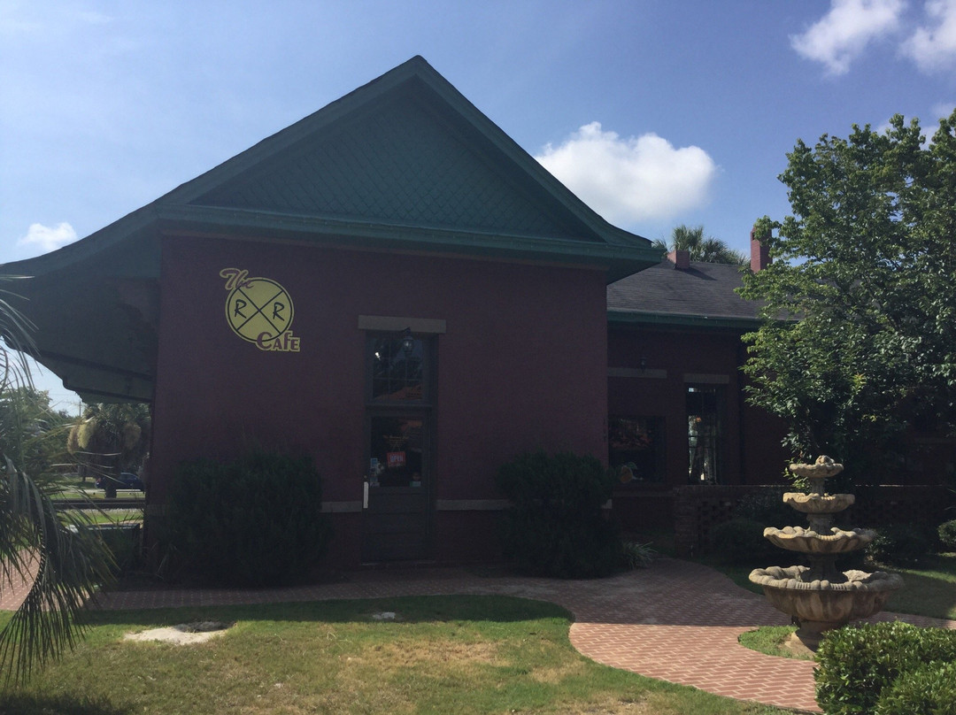 Butler餐馆和美食-The Railroad Cafe