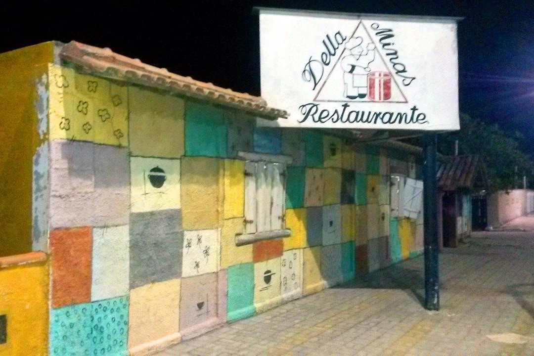 Mucuri餐馆和美食-Della Minas Restaurante