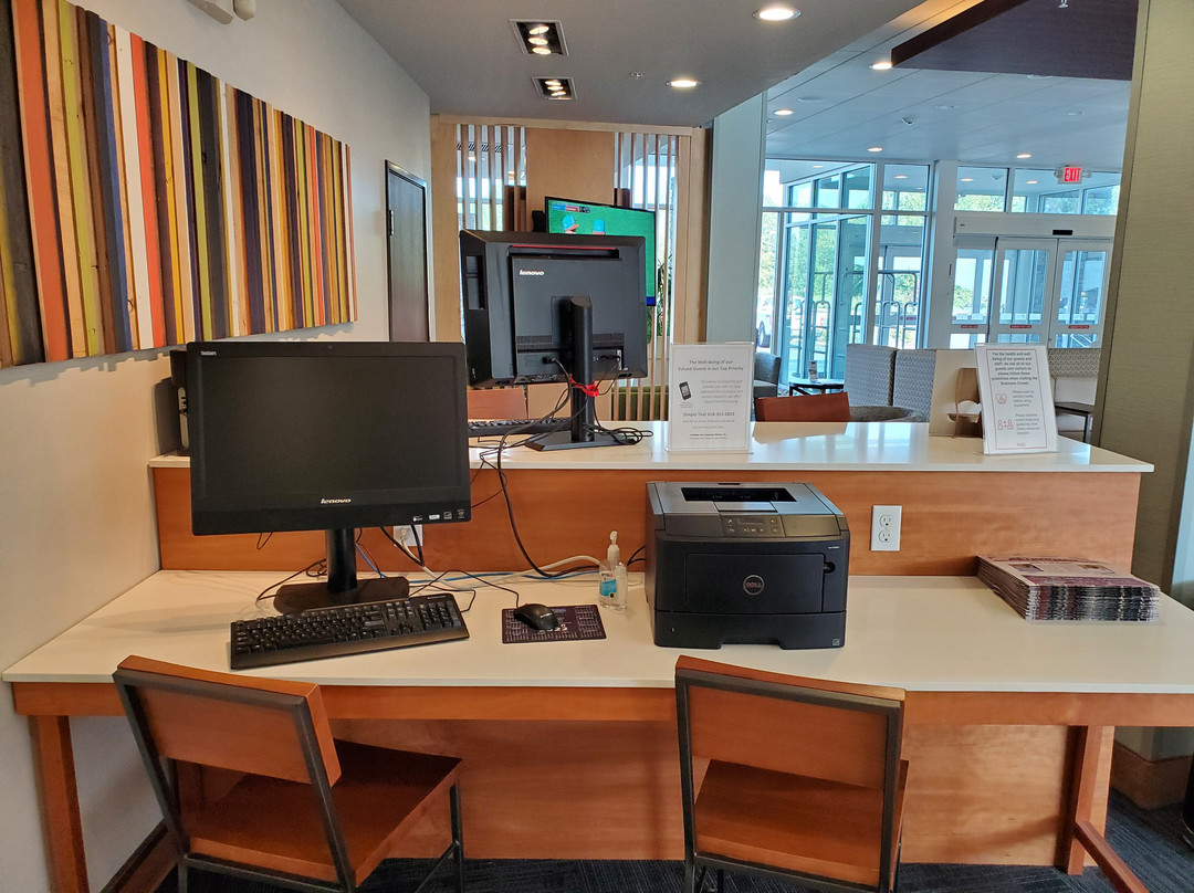 Holiday Inn Express & Suites Salem By IHG主图