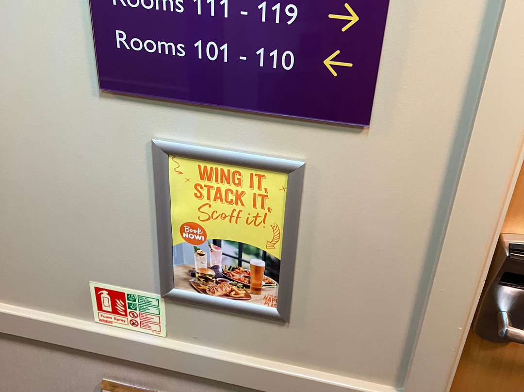Premier Inn Crewe Central Hotel主图