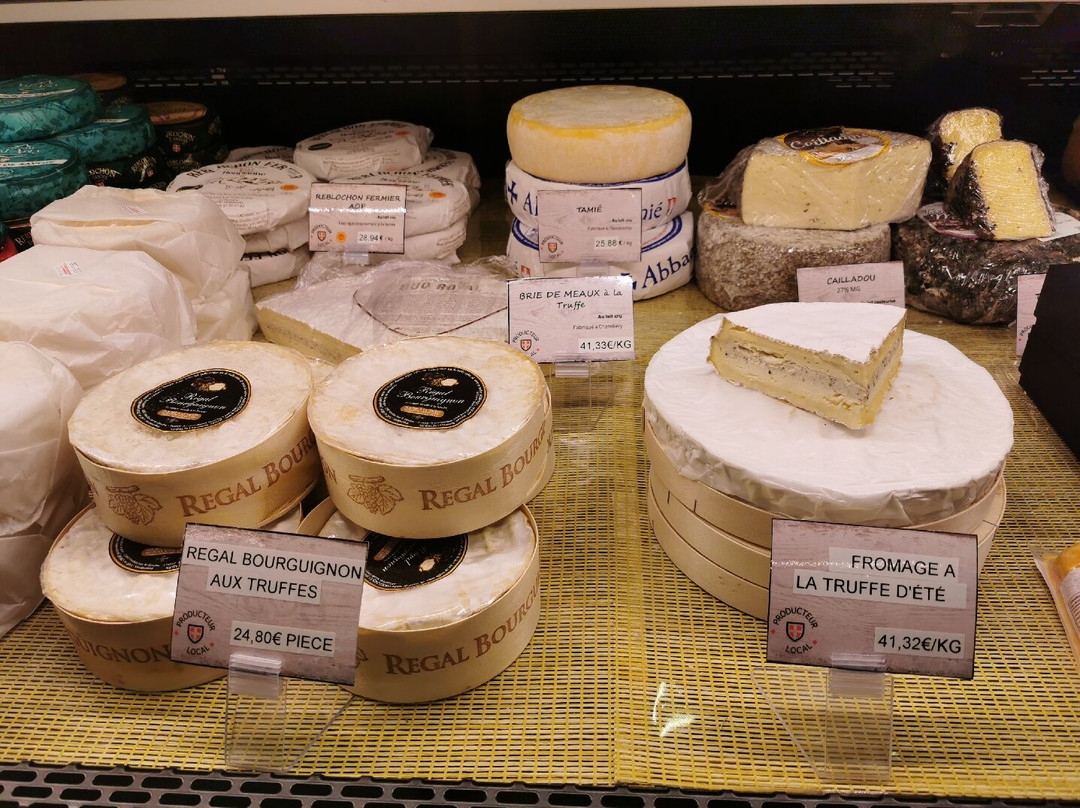 Cooperative Fruitiere en Val d'Arly Savoie Mont-Blanc-Flumet必去景点