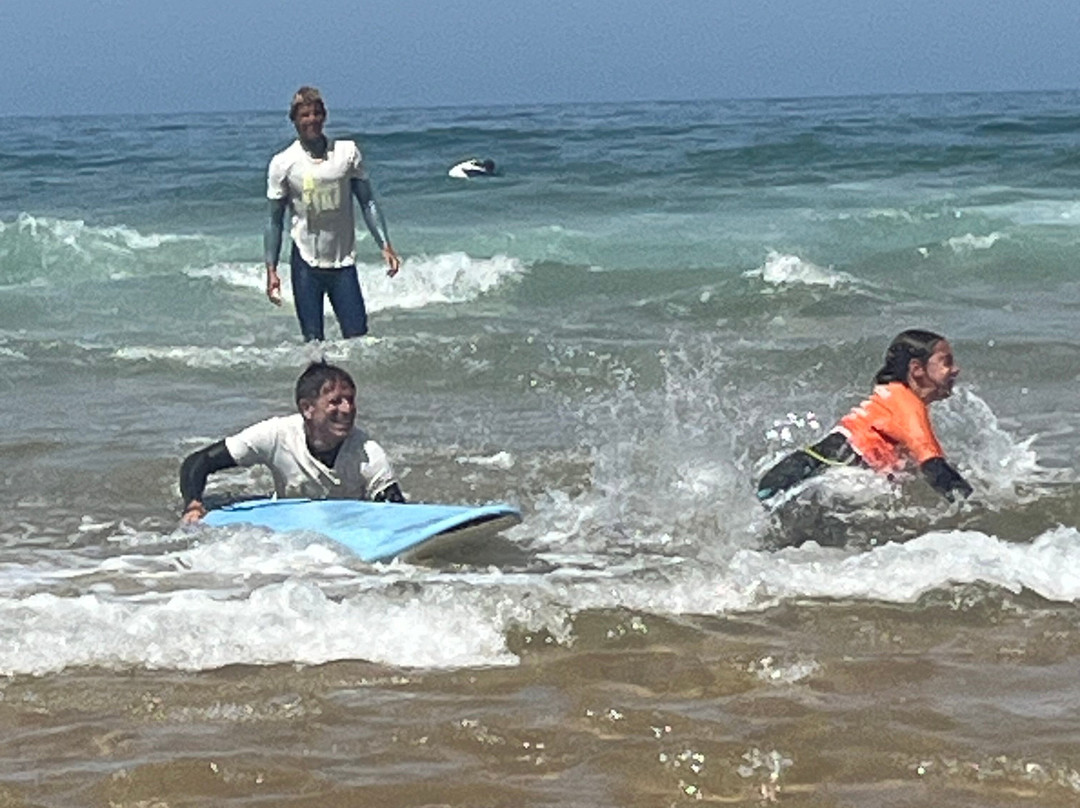 Good Feeling Surf School景点图片