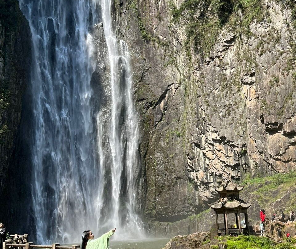 百丈漈飞云湖景区-文成县必去景点