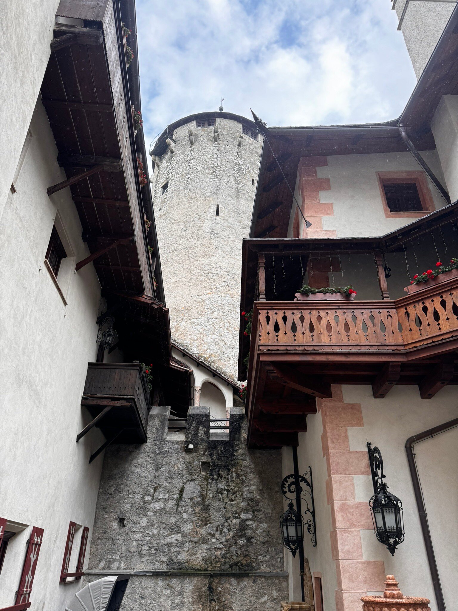 Schloss Matzen Garni-官方