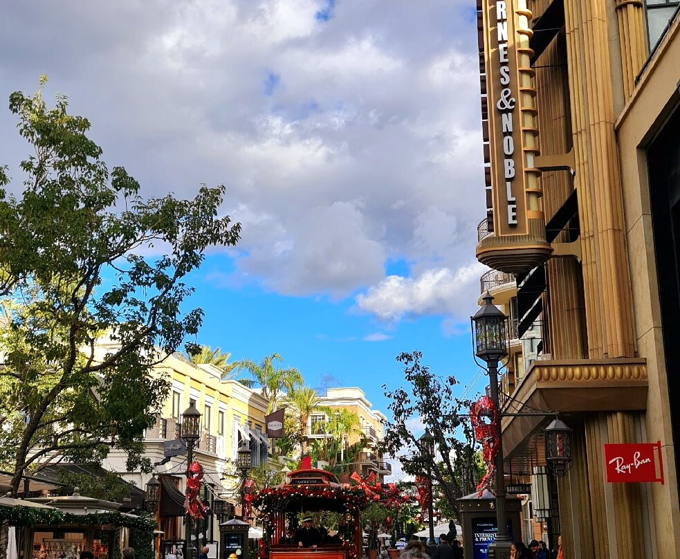 美利坚品牌购物中心-格伦代尔必去景点