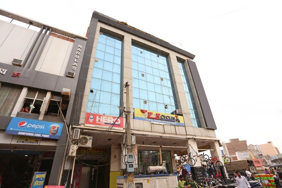 OYO Hotel Paras主图